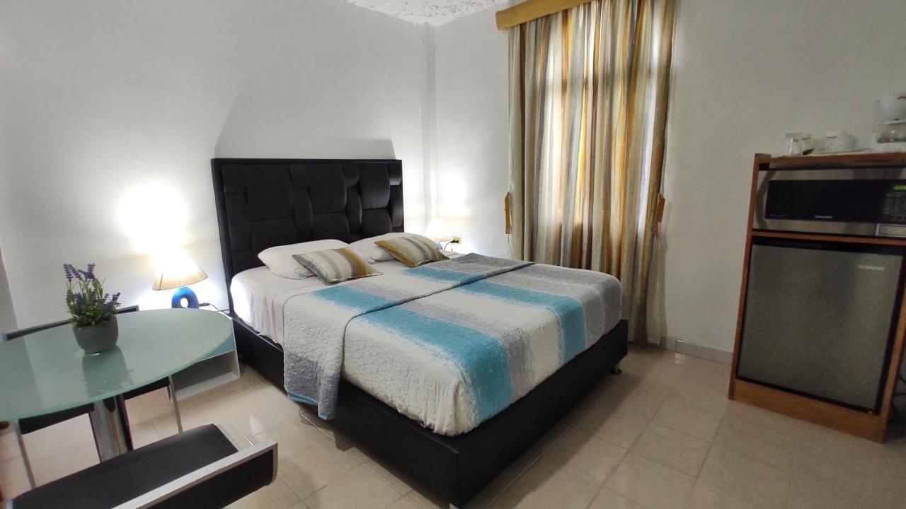 Bella Suite Frente Al Aeropuerto Catia La Mar エクステリア 写真